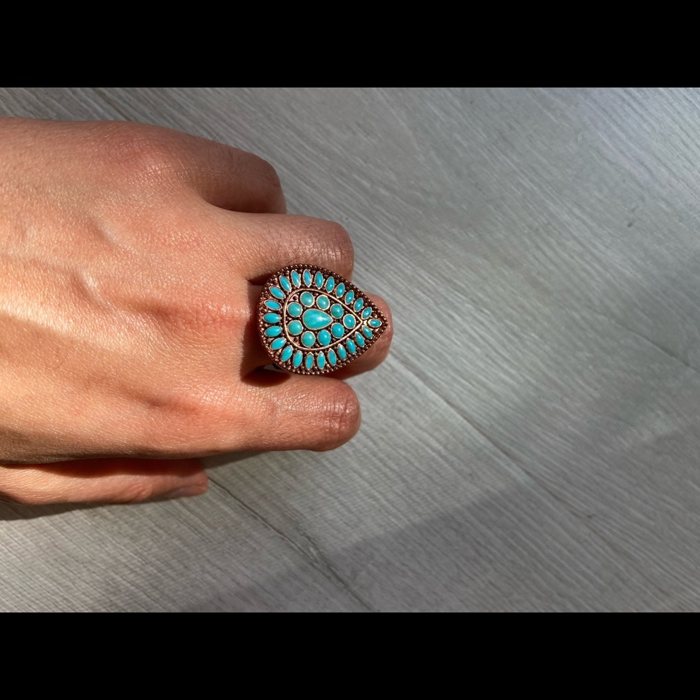 Paisley design ring - Picture 2 of 3